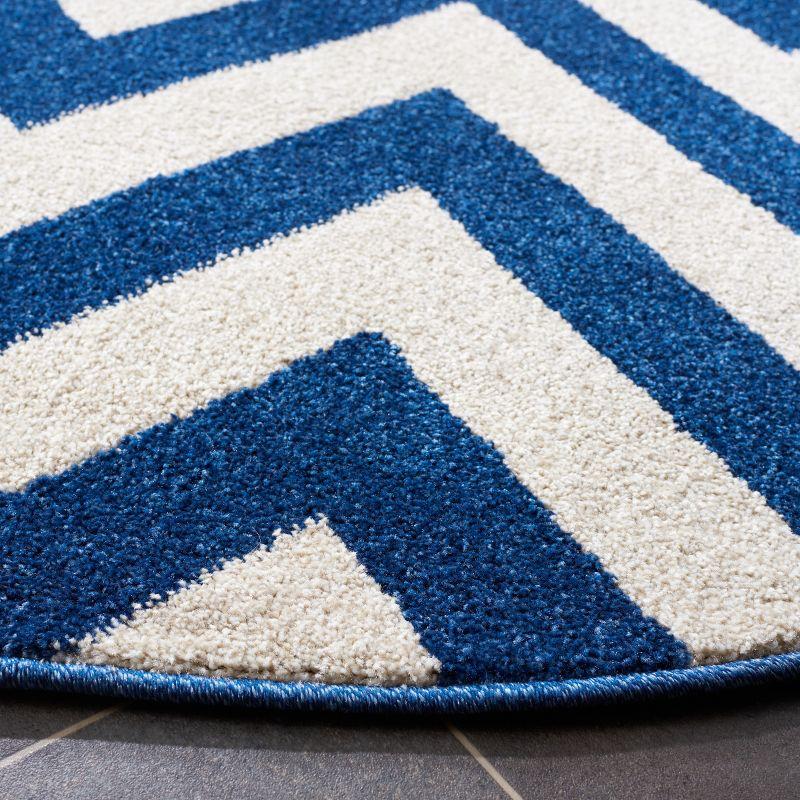 Amherst AMT419 Power Loomed Indoor Area Rug - Navy/Beige - 7' Round - Safavieh