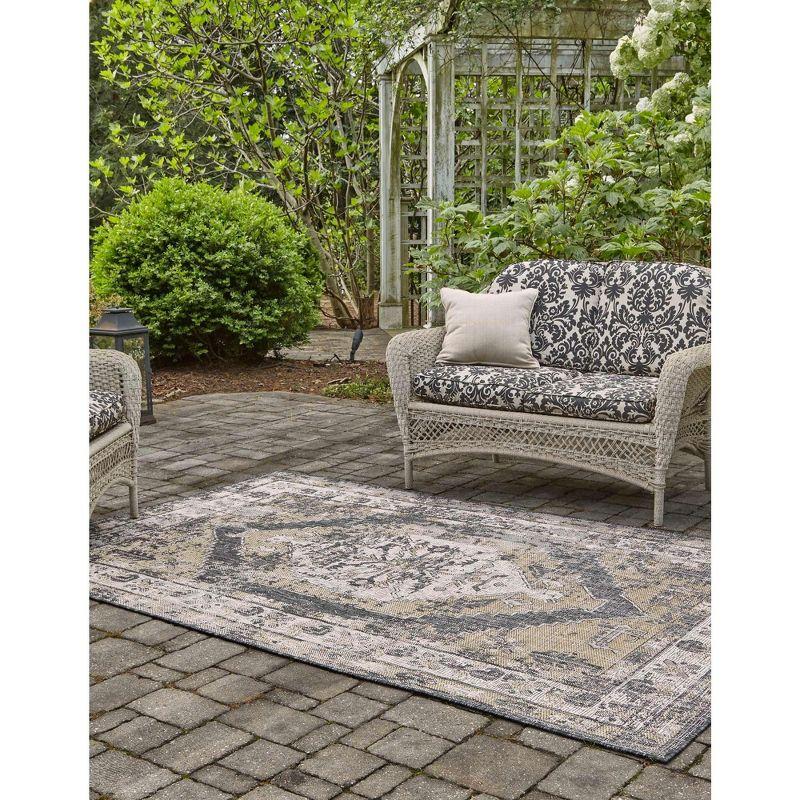 Unique Loom 9' 0 x 12' 0 Rectangle Indoor/Outdoor Traditional Charcoal Area Rug
