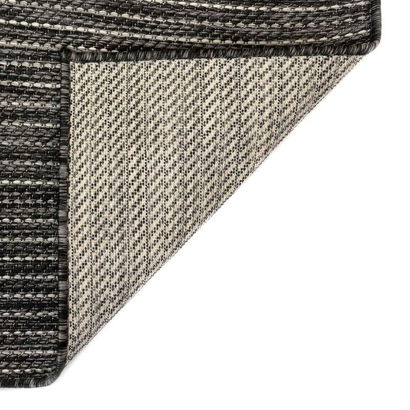 Liora Manne Carmel Texture Stripe Indoor/Outdoor Rug Black 4'10" x 7'6"