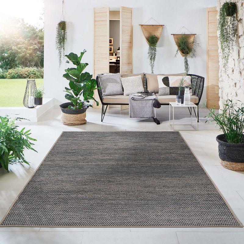 World Rug Gallery Contemporary Abstract Indoor/Outdoor Area Rug - Gray 5' x 7'