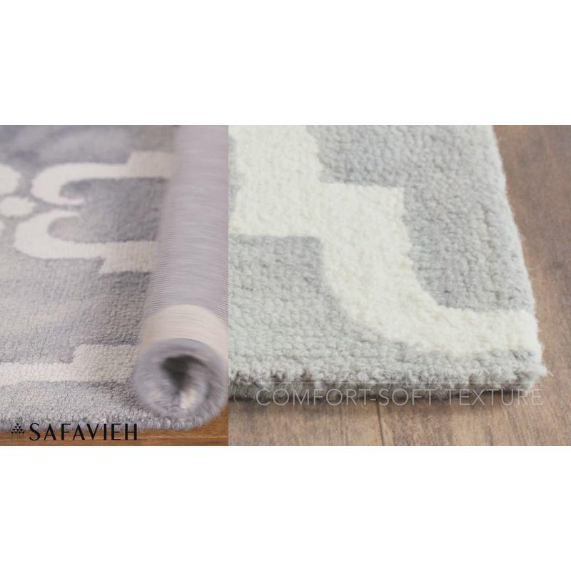 Handmade Blue and Ivory Wool Tufted Square Rug