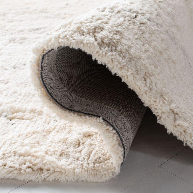 Casablanca CSB914 Hand Tufted Area Rug - Ivory/Black - 8'x10' - Safavieh.