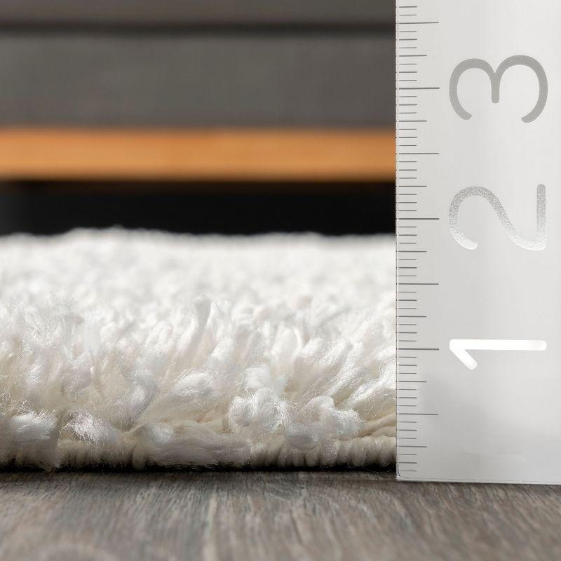 Nuloom Neva Solid 5x8 Shag Indoor Area Rug for Living Room Bedroom Dining Room Nursery, Ivory