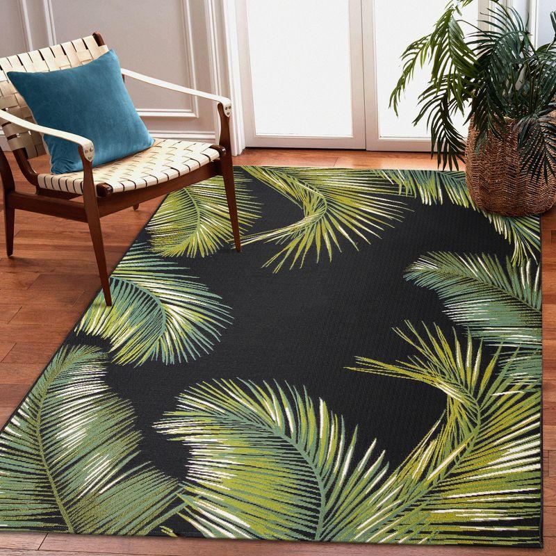 Liora Manne Marina Palm Border Indoor/Outdoor Rug Black 8'10" x 11'9"