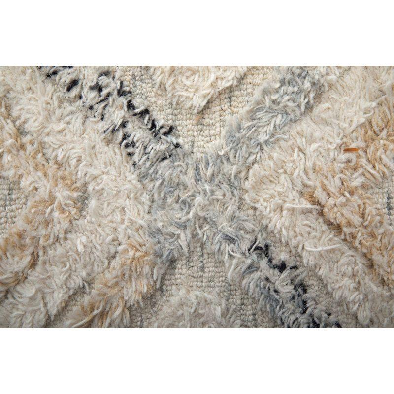 Anica Transitional Moroccan Ivory/Gray/Black Area Rug