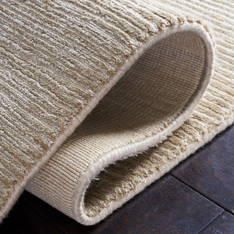 Mirage MIR234 Hand Loomed Indoor Area Rug - Light Silver - 5'x8' - Safavieh.