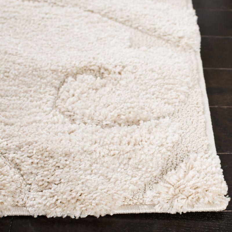 Florida Shag SG455 Power Loomed Indoor Area Rug - Creme/Creme - 5'x5' - Safavieh.