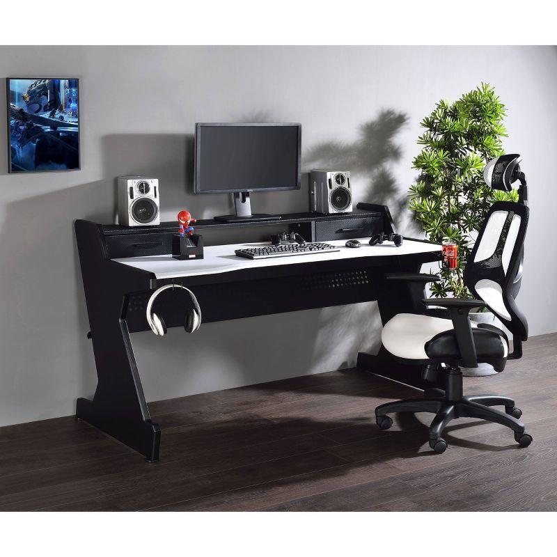 Bigga Dual-Monitor Gaming Desk with Cup Holder and Headset Hook in Black & White