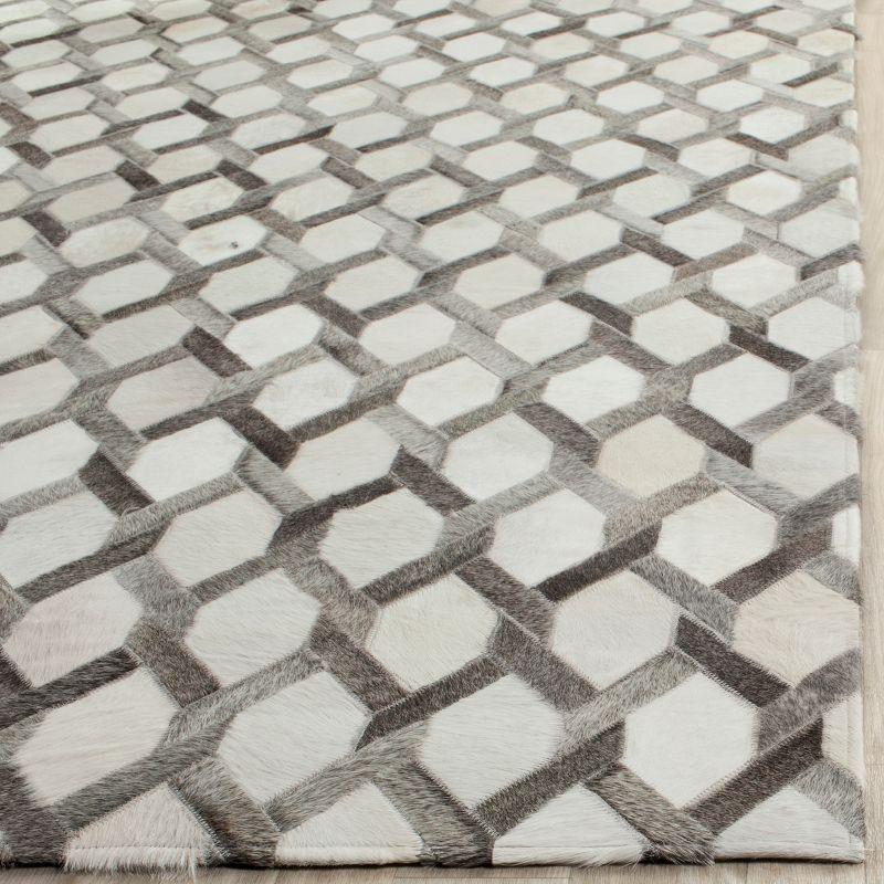 Studio Leather STL666 Hand Woven Indoor Accent Rug - Ivory/Grey - 3'x5' - Safavieh