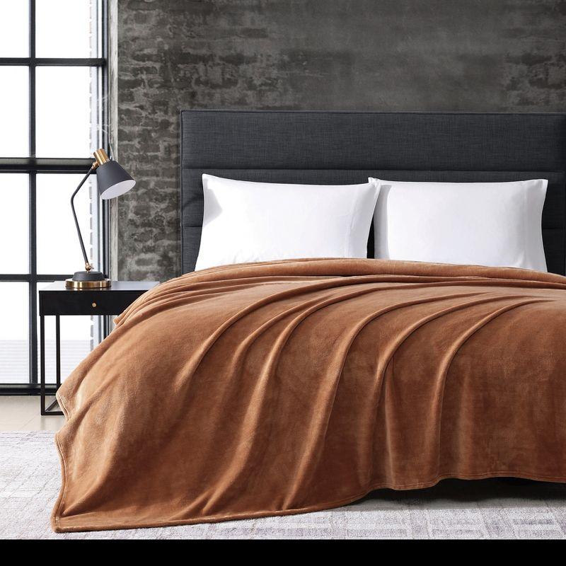 Kenneth Cole Reaction Plush Fleece Blanket (Solid-Ginger Orange)-Full/Queen