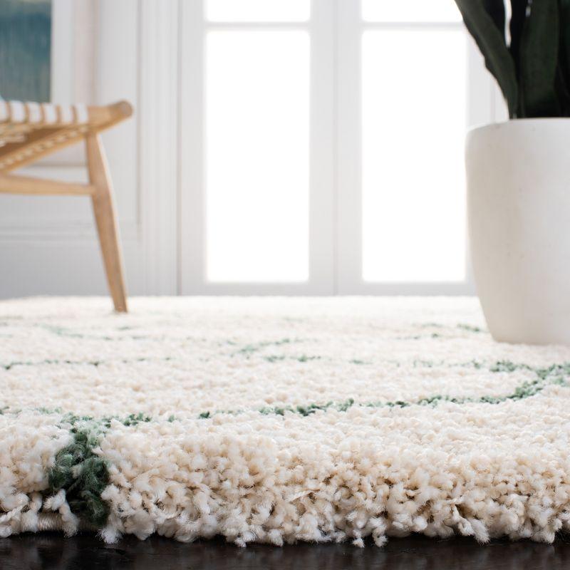 Ivory and Green Round Shag Rug with Geometric Pattern