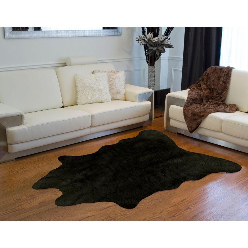 Luxe Classic Faux Hide Rug | Black | 5.25'x7.5'