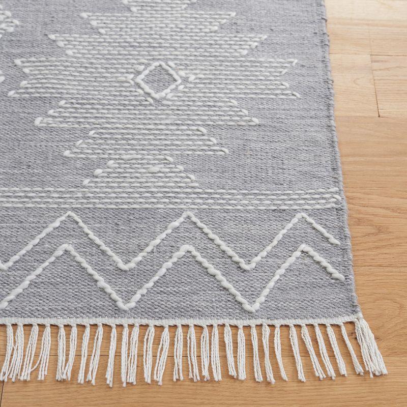 Gray and Ivory Flat Woven Handmade Wool Area Rug 4' x 6'