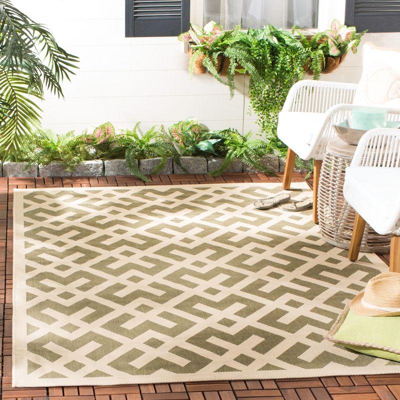 Courtyard CY6915 Power Loomed Indoor and Outdoor Area Rug - Green/Bone - 5'3"x7'7" - Safavieh