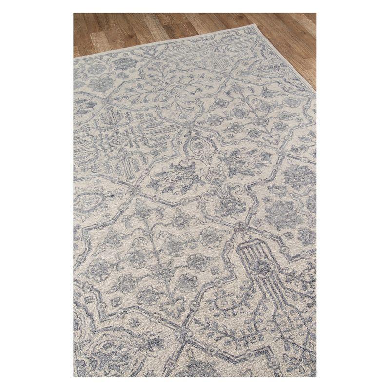 Regal Arabesque 24" Hand-Tufted Grey Wool Rectangular Rug