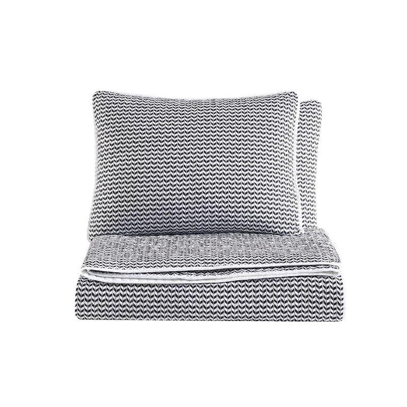 Leaves Standard Cotton Reversible Quilt Set