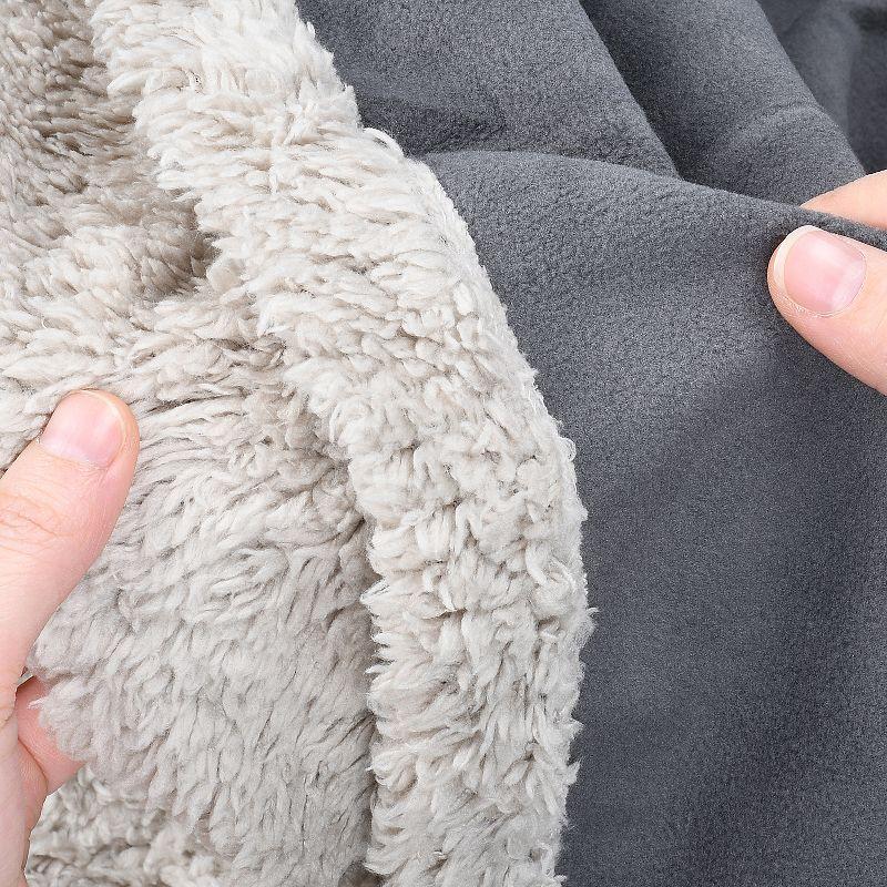 Kritter Planet Waterproof Blanket for Dogs, 80x60 Inches, Gray