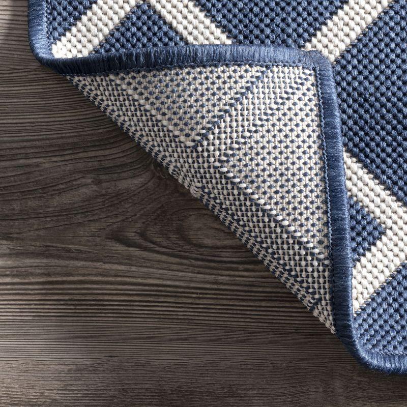 Blue and White Geometric Synthetic Indoor/Outdoor Rug