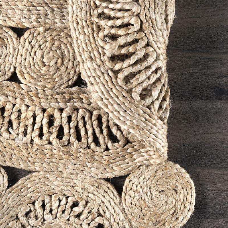 Nuloom Bree Floral Braided Jute Area Rug