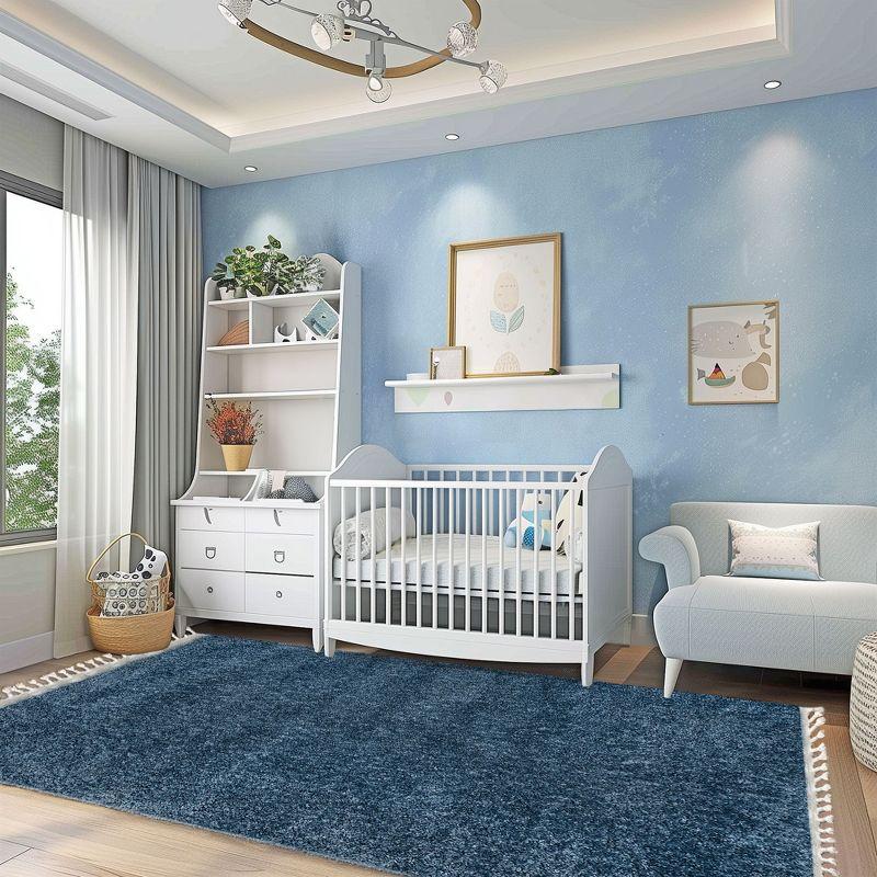 Nuloom Neva Solid 7x9 Shag Indoor Area Rug for Living Room Bedroom Dining Room Nursery, Navy/Ivory