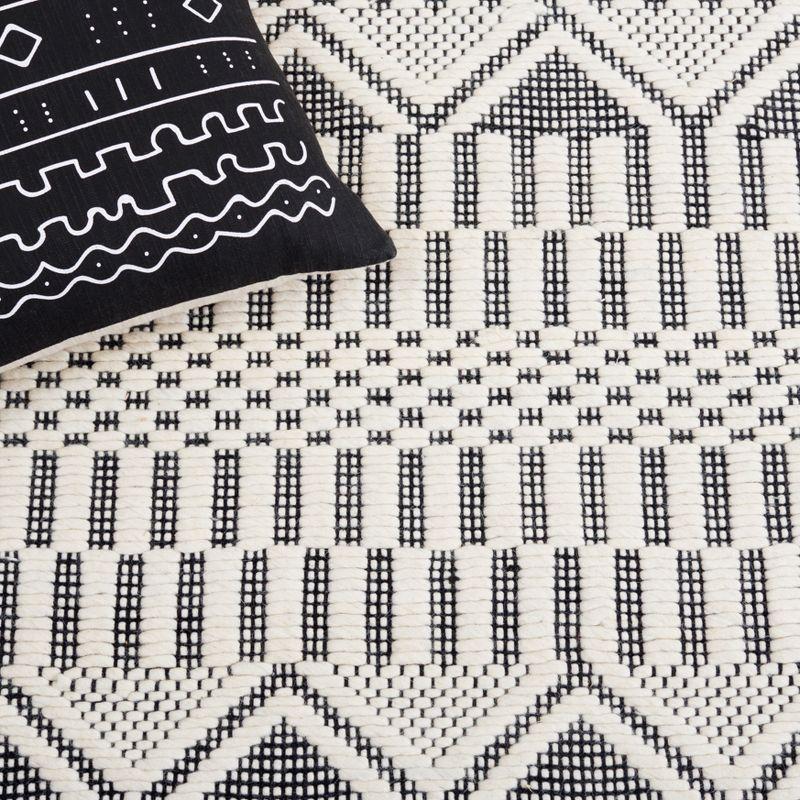 Natura NAT853 Hand Woven Area Rug - Ivory/Black - 3'x5' - Safavieh.