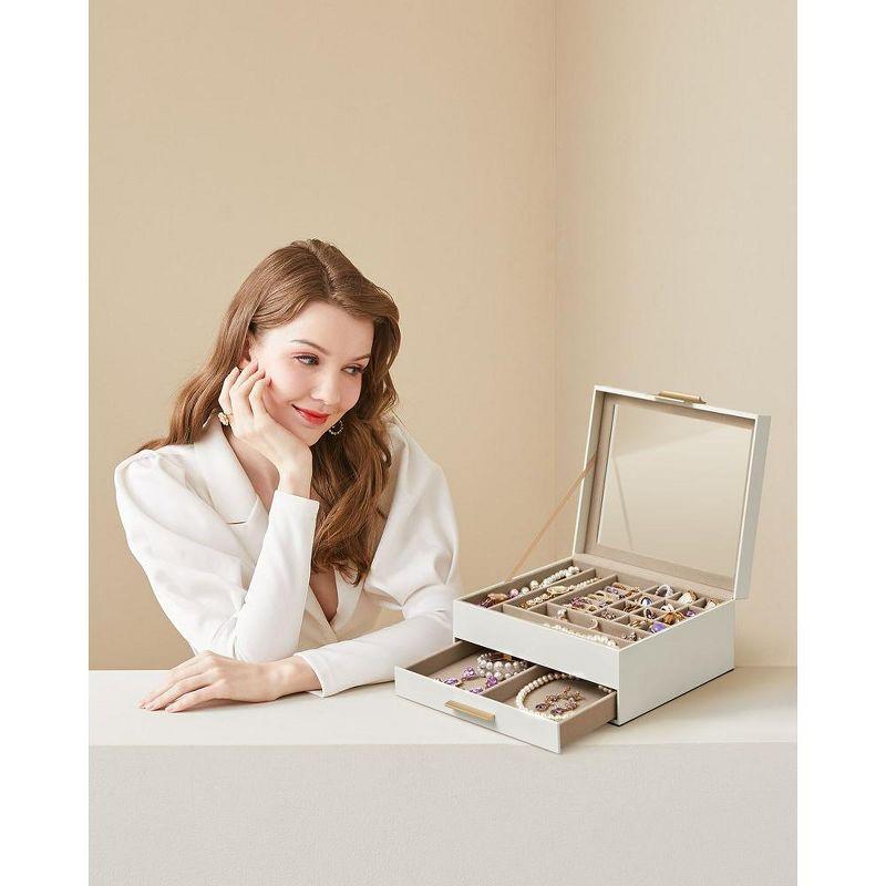 Stack man Big And Small Jewelry, Modern Style, 8 X 9.1 X 5.3 Inches, Valentine's Day Gift, Cloud White And Gold Color UJBC239WT