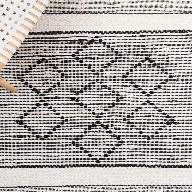 Striped Kilim STK203 Hand Woven Area Rug  - Safavieh