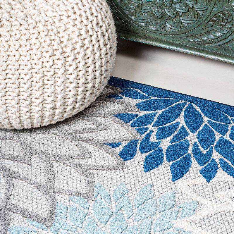 3'x5' Minori Floral Indoor/Outdoor Area Rug, Blue/Gray - JONATHAN Y
