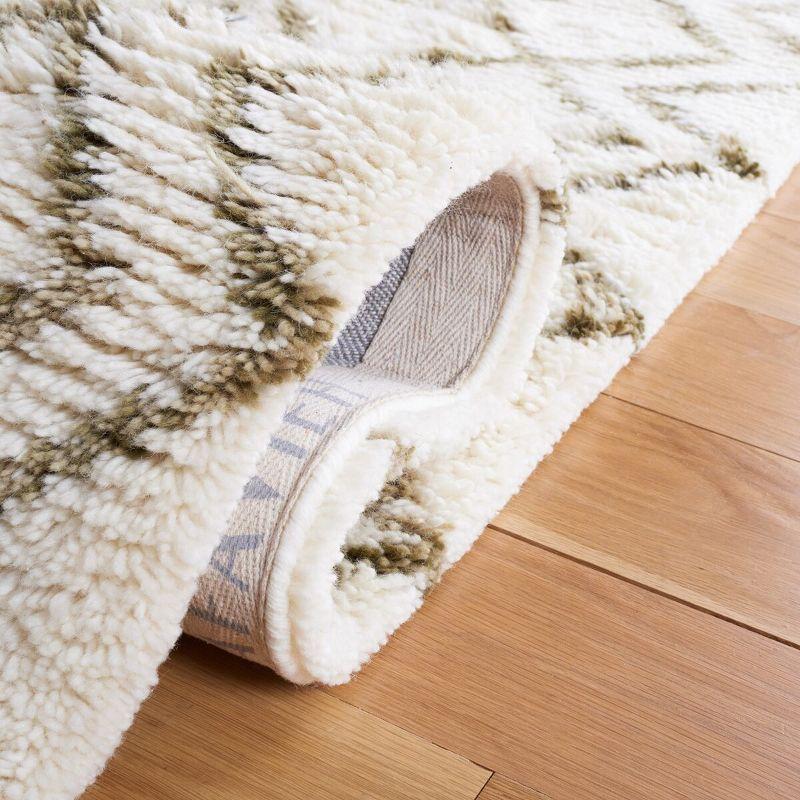 Casablanca CSB894 Hand Tufted Indoor Area Rug - Ivory/Green - 10'x14' - Safavieh