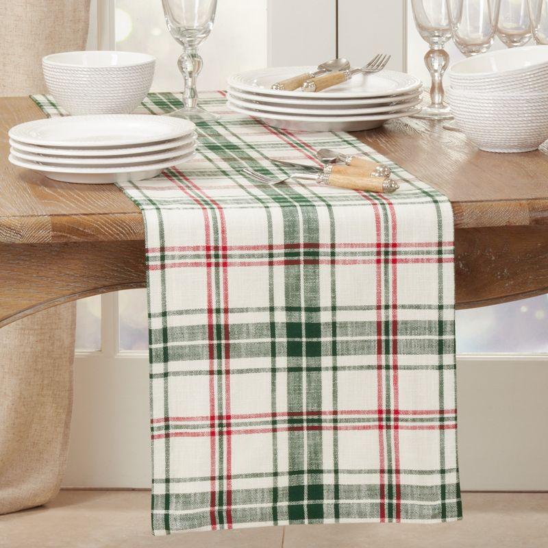 Saro Lifestyle Plaid Runner, White/Green, 14" x 72"