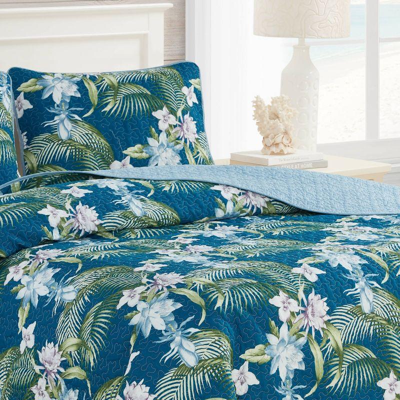 Coastal Breeze Full/Queen Blue Cotton Reversible Quilt Set