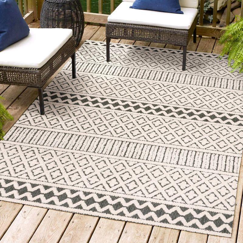 JONATHAN Y Ormond High-Low Modern Trellis Geometric Moroccan Indoor/Outdoor Area Rug