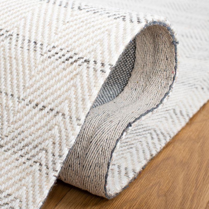 Marbella MRB313 Hand Woven Area Rug - Grey/Ivory - 6'x6' - Safavieh.