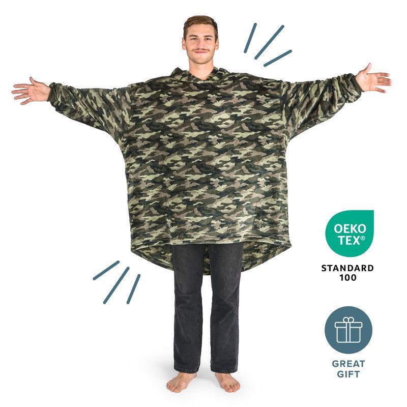 Adult Bare Homey B-Chill Microplush Wearable Blanket, Camo - Green