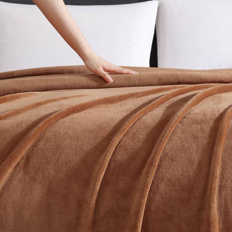 Kenneth Cole Reaction Plush Fleece Blanket (Solid-Ginger Orange)-Full/Queen