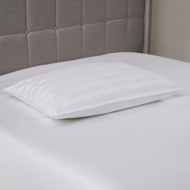 White Hypoallergenic Polyester King Pillow for Stomach Sleepers