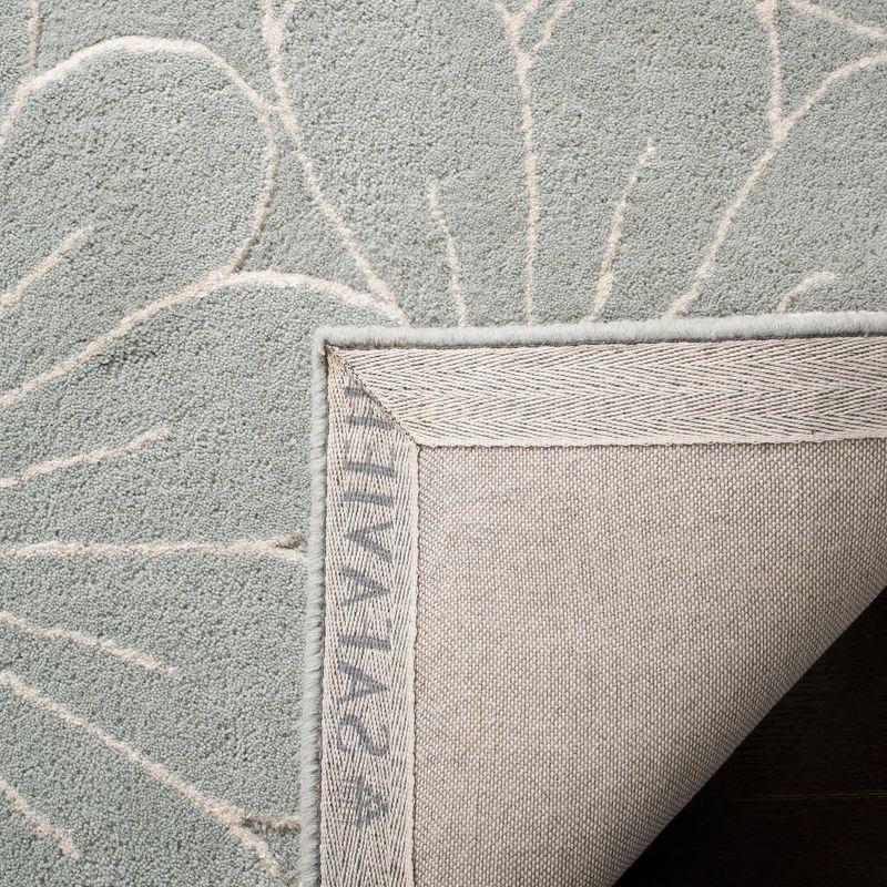 Soho SOH768 Hand Tufted Accent Rug - Blue/Ivory - 3'6"x5'6" - Safavieh.