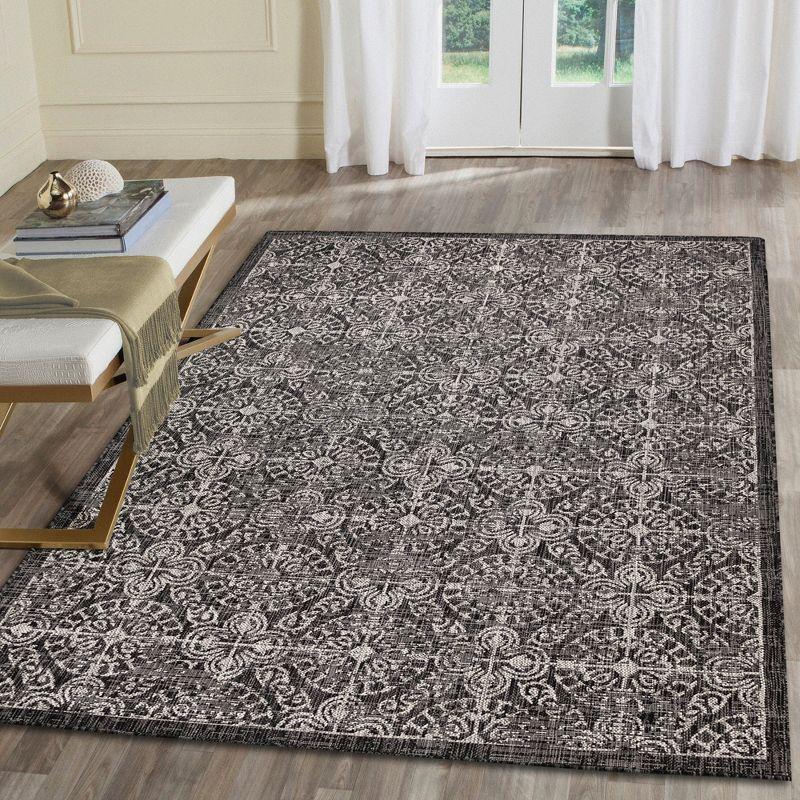 Liora Manne Carmel  Indoor/Outdoor Rug  Black