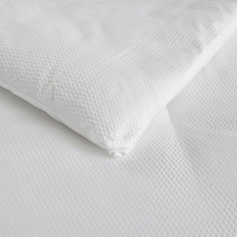 White Full Microfiber Down Alternative Bedspread