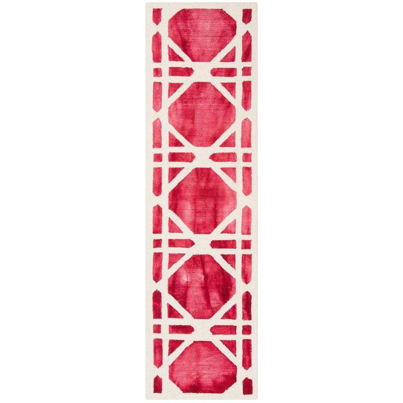 Dip Dye DDY721 Hand Tufted Area Rug  - Safavieh