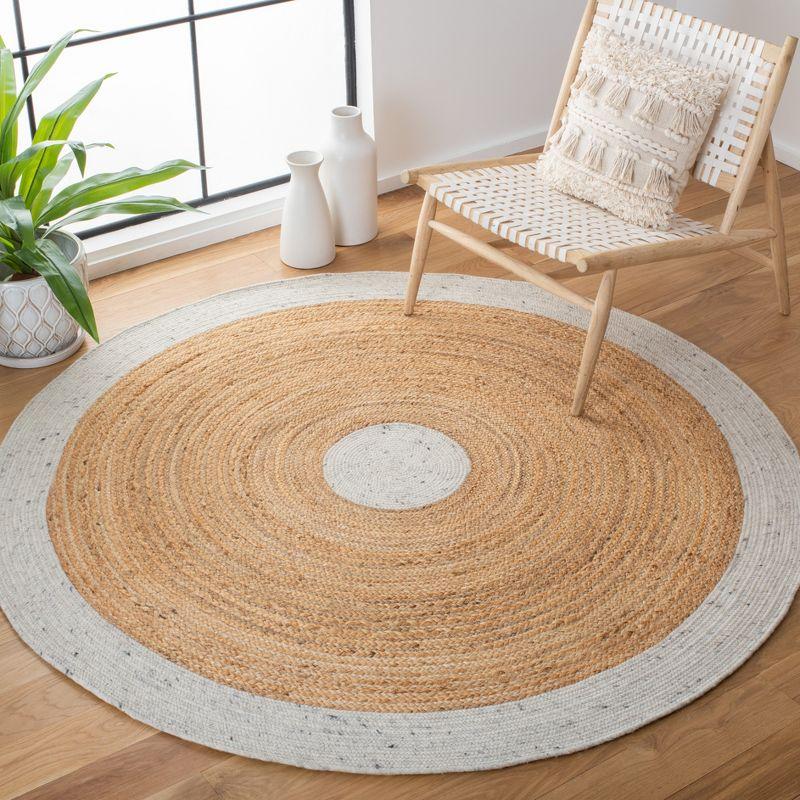 Handwoven Braided Gray & Natural Wool-Cotton 6' Round Rug