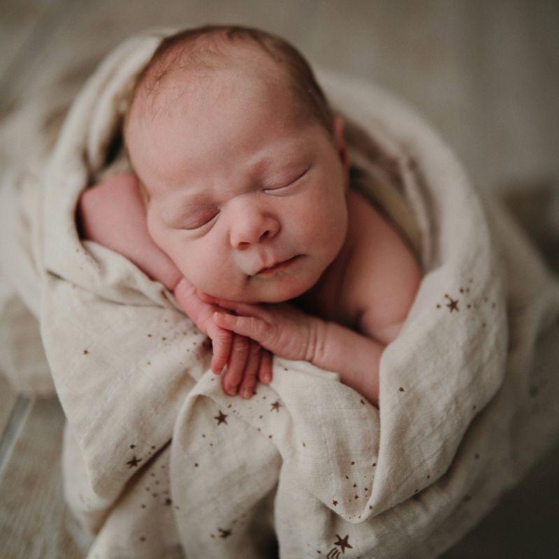 Organic Cotton Muslin Swaddle Blanket Black Daisy One Size