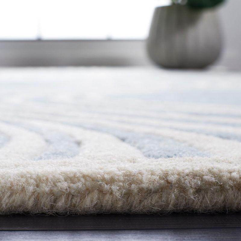 Chatham CHT758 Hand Tufted Accent Rug Blue / Ivory 2' X 3' - Safavieh.