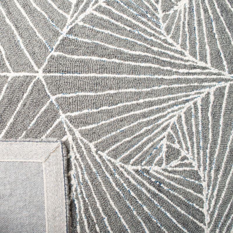 Micro-Loop MLP174 Hand Tufted Area Rug - Grey/Ivory - 4'x6' - Safavieh.
