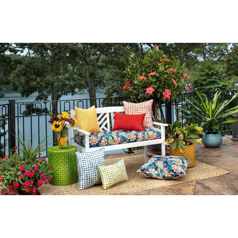 Chevron Indoor/Outdoor Reversible Throw Pillow