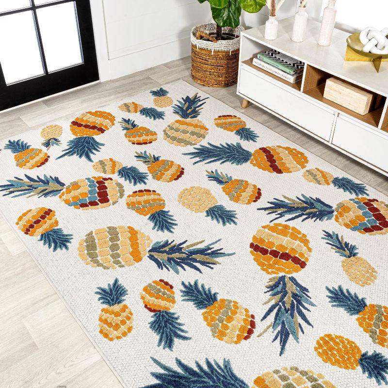 Ivory Tropical Pineapple 3' x 5' Synthetic Indoor/Outdoor Rug