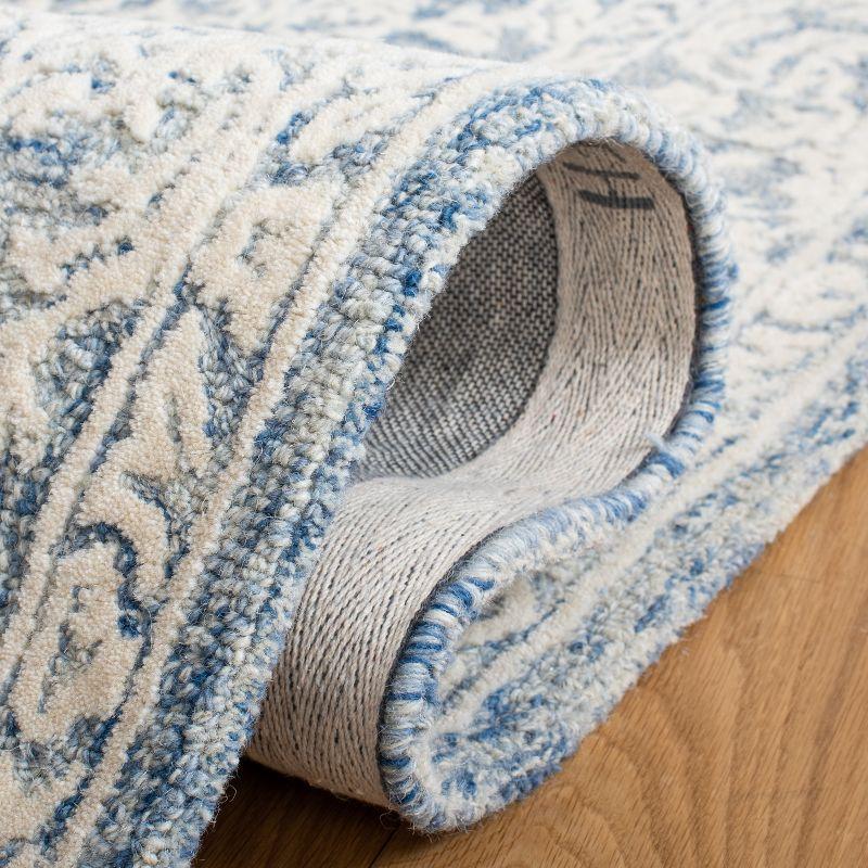 Metro MET864 Hand Tufted Indoor Accent Rug - Blue/Ivory - 3'x5' - Safavieh