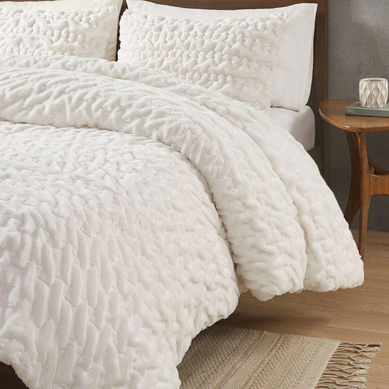 Almagul Ruched Fur Down Alternative Comforter Set