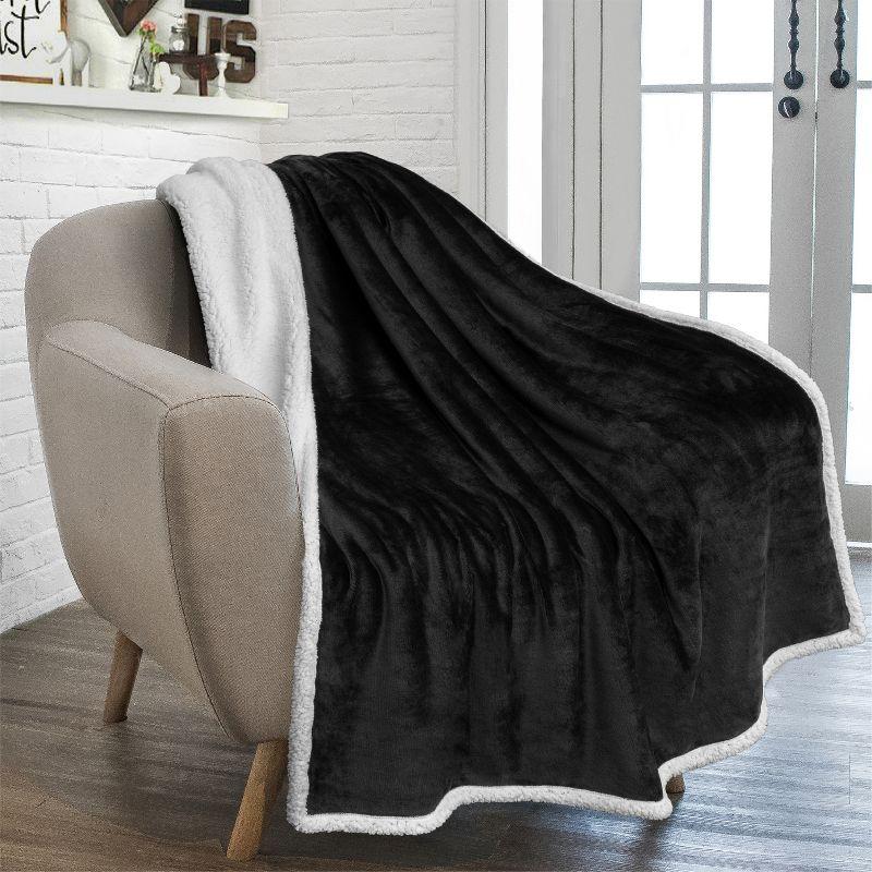 Pavilia Hand Woven Throw Blanket