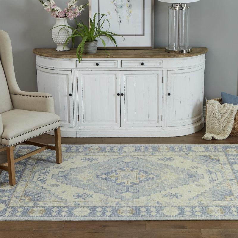 Handmade Blue Medallion Wool and Synthetic Area Rug